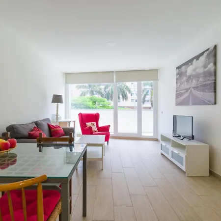 Homeforguest Apartamento Con Terraza Y Parking En Canteras *