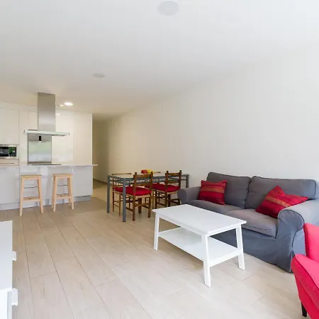 Apartment Homeforguest Apartamento Con Terraza Y Parking En Canteras *