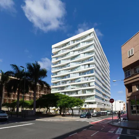 Homeforguest Apartamento Con Terraza Y Parking En Canteras Apartment *